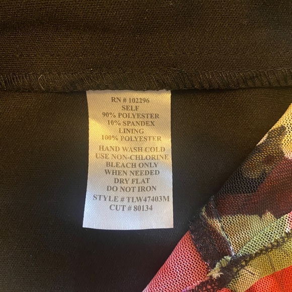 Dress - Picture 5 of 5